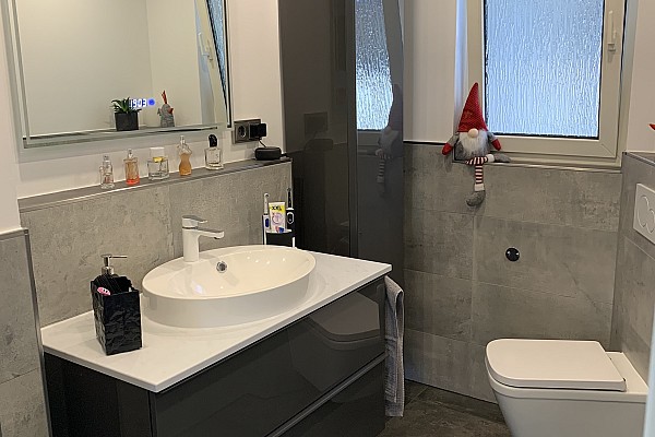 Badezimmer 1