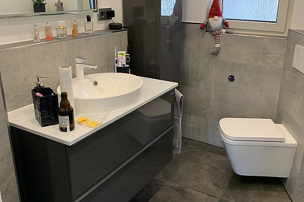 Badezimmer 1