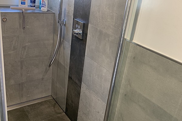 Badezimmer 1